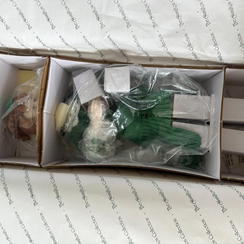 I Love Lucy Sweet Sally Cuban Pete Doll *NEW IN BOX - Picture 4 of 5